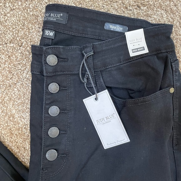 Judy Blue Denim - NWT black Judy Blue jeans 16W